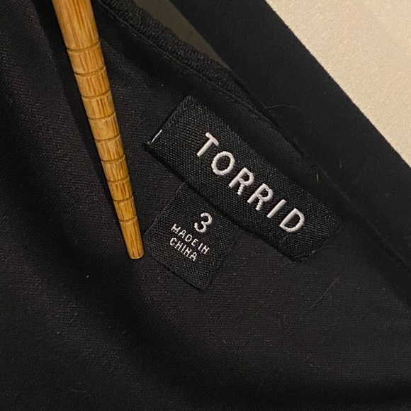 Torrid Black Sleeveless Skater Dress Scoop Neckline Stretch Plus Size 3X - Picture 5 of 9